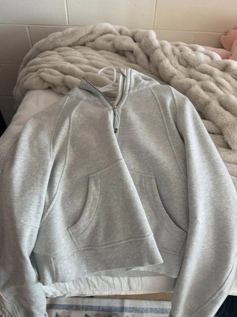 grey lulu half zip scuba